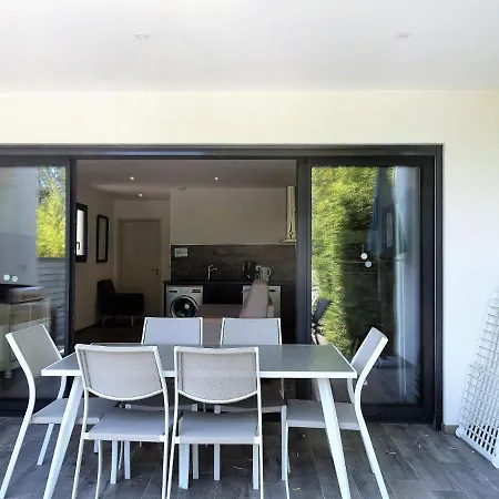 아파트 Les Jardins D'eve-f2 By Interhome *