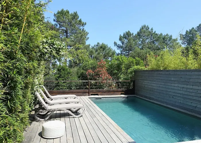 公寓 Les Jardins D'eve-f2 By Interhome *